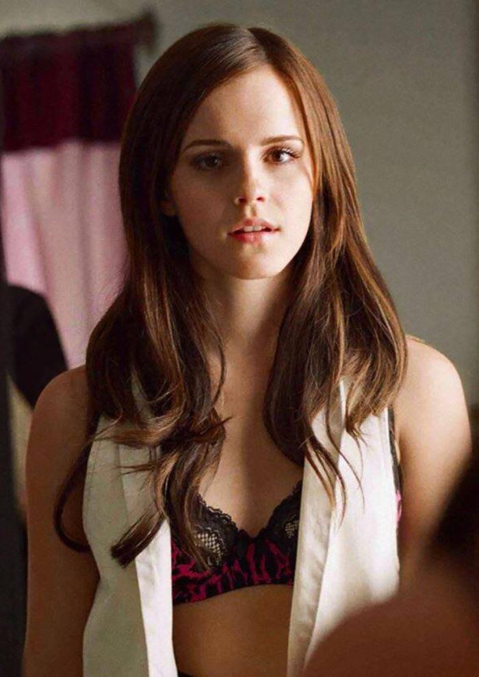 E64sudUX Emma Watson 47.png